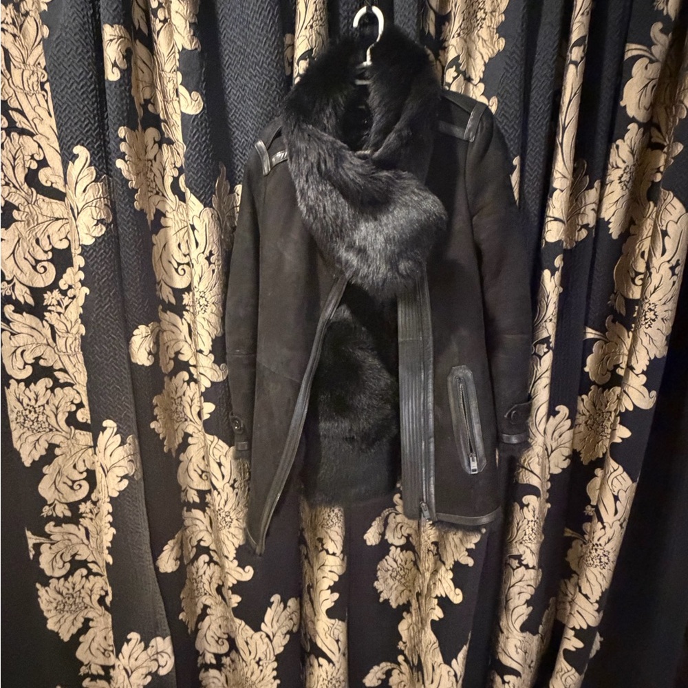 Burberry London Black Shearling & Fur Jacket- USA 4 ( similar to “TOLLADINE”)